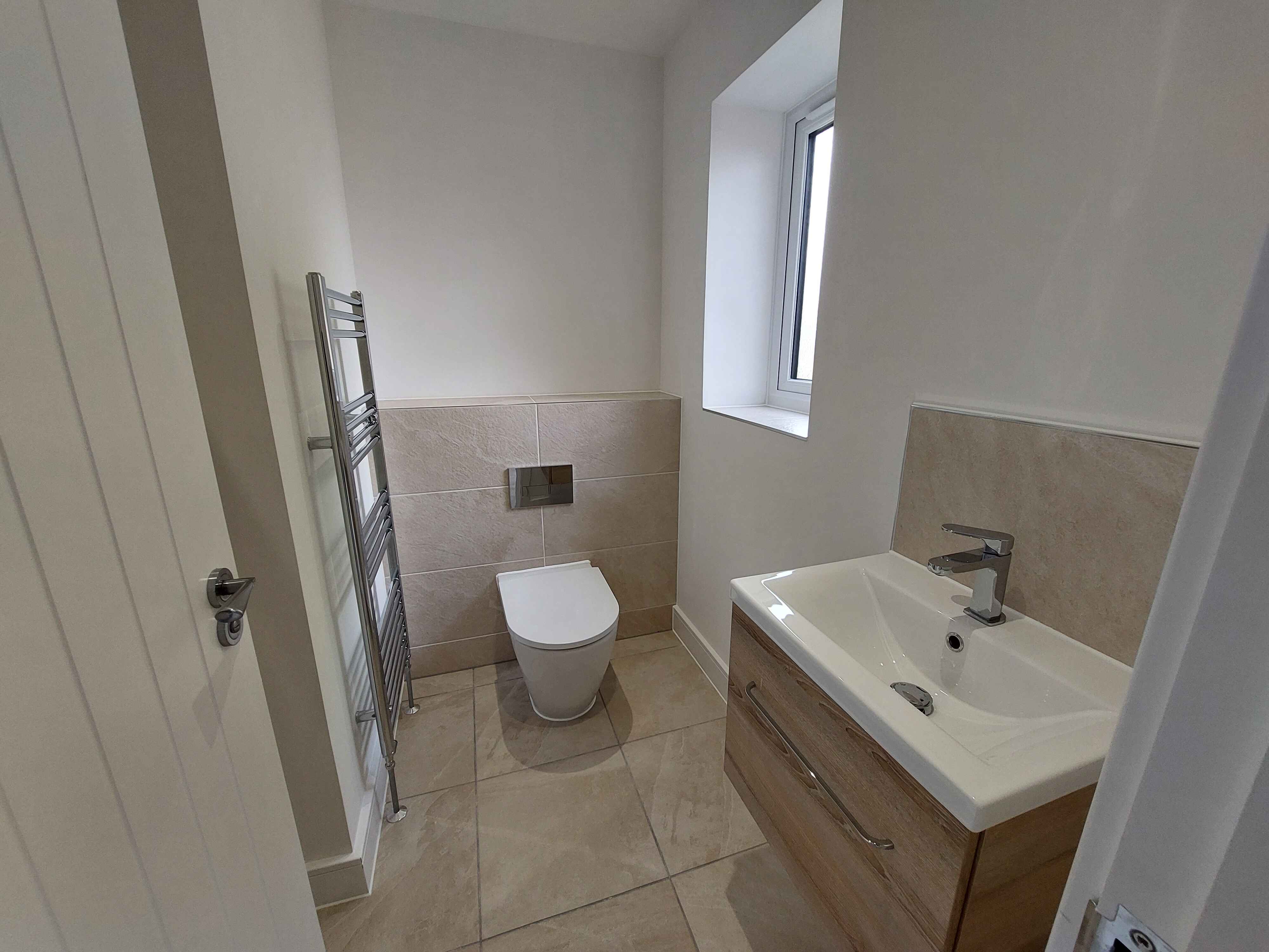 Photo of downstairs WC at Oakridge View